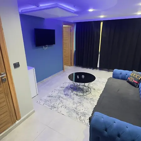 Lara Gaziosmanpasa Guenluek Kiralik Apartament Stambuł